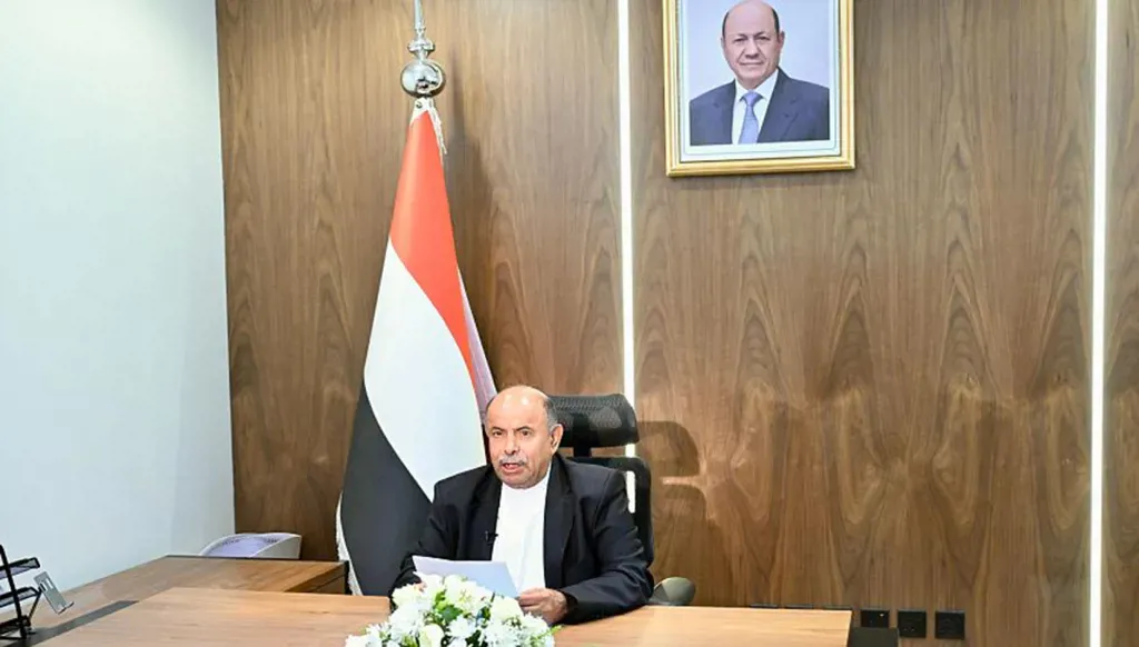 Yemen: Hadhramaut governor launches "Camp Handover" operation to secure military sites and protect civilians