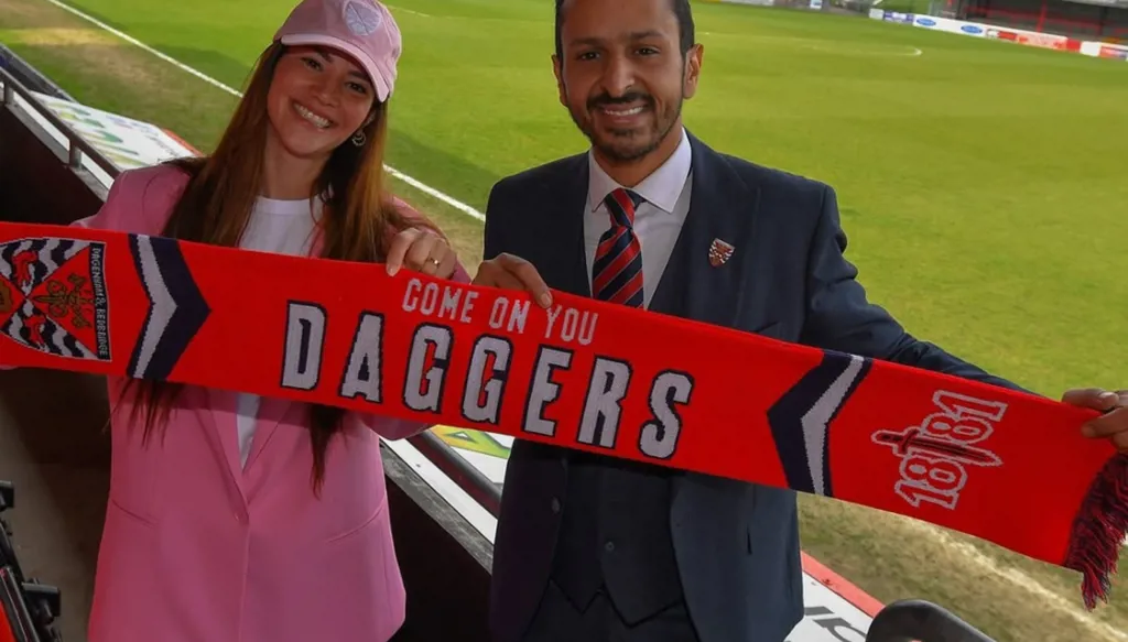 لعيون فلسطين إقالة إدارية مصرية من نادٍ إنكليزي بعد ساعات من تعيينها (فيديو)