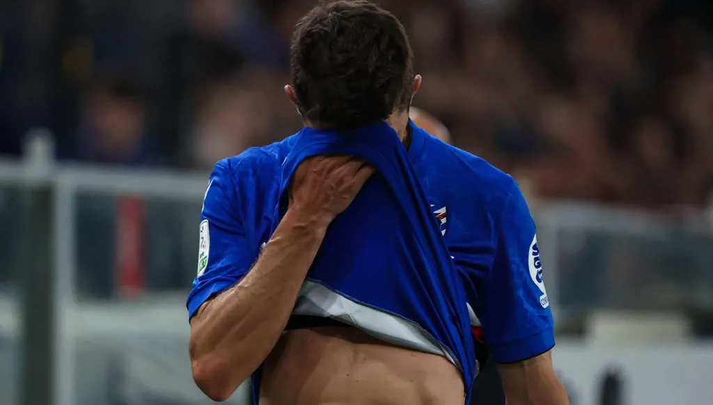 بطل إيطاليا سابقاً يهبط إلى الدرجة الثالثة