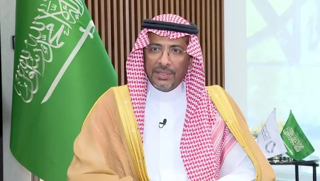 أوامر ملكية جديدة... إعفاء وزير الصناعة السعودي من منصبه