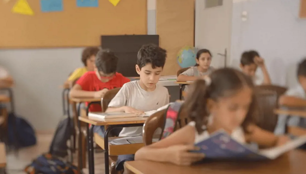 استمارات للأهالي وتحذيرات من البلديات: قرار فتح مدارس الضاحية معلّق