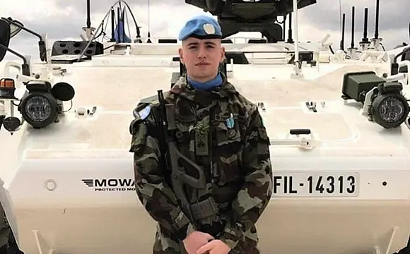 شون روني (مواقع).