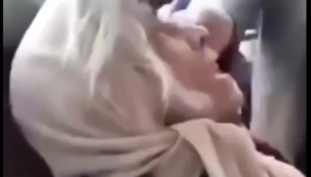 بالفيديو- في سجن صيدنايا... العثور على امرأة عمرها 85 عاماً: "لا تتركوني"