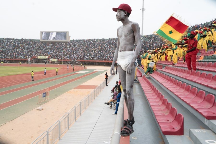 جماهير السنغال. (أ ف ب)