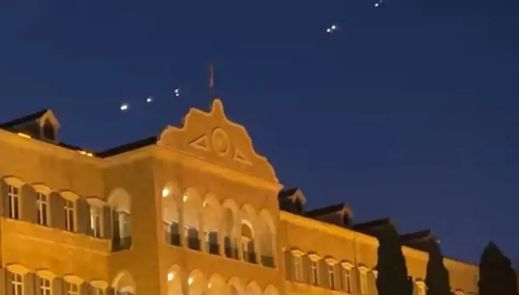 هل ينجو لبنان من أكلة الجبنة؟