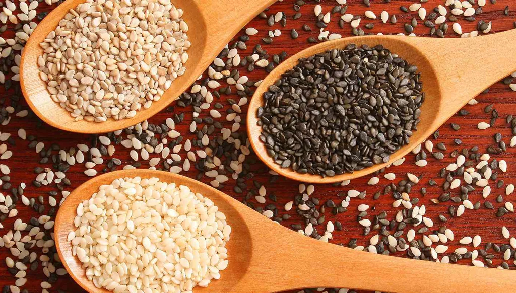حبوب السمسم: صغيرة الحجم... كبيرة الفوائد!