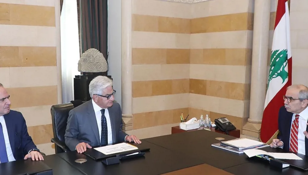 نواف سلام لوفد جمعية المصارف: انفتاح على تحسين "الفجوة المالية"