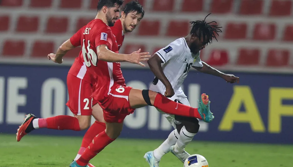 شباب الأهلي يفوز على الحسين إربد ويتأهلان في دوري أبطال آسيا 2