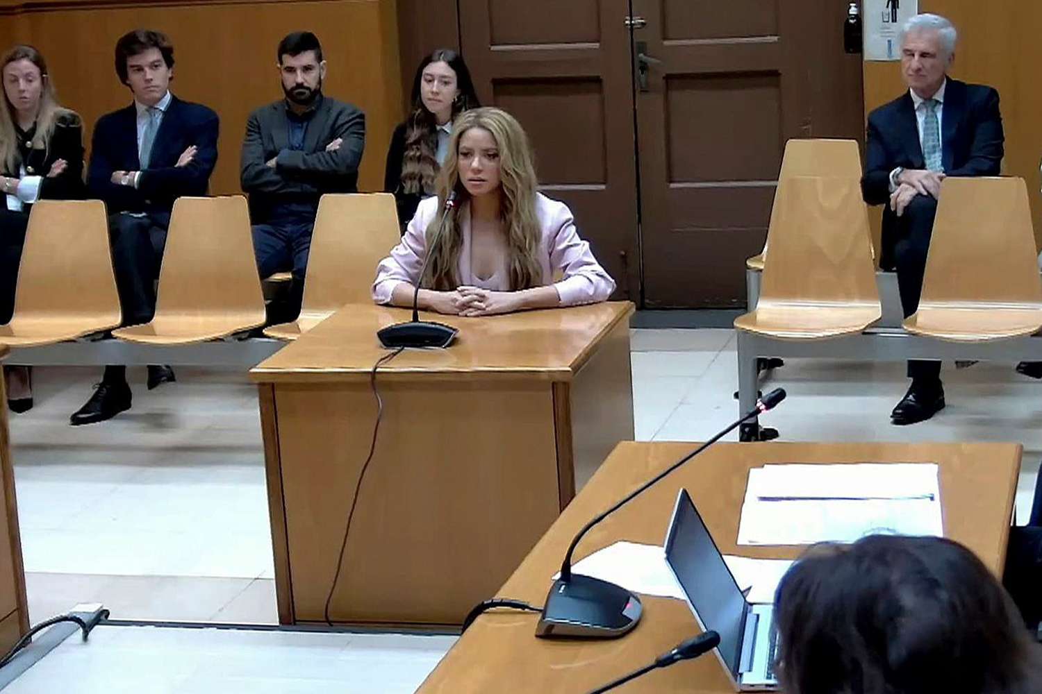  شاكيرا في المحكمة لمواجهة القضايا الضريبية في إسبانيا (سوشيل ميديا)