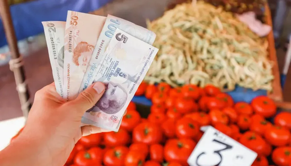 التضخم في تركيا يرتفع إلى 32,6% في أيار
