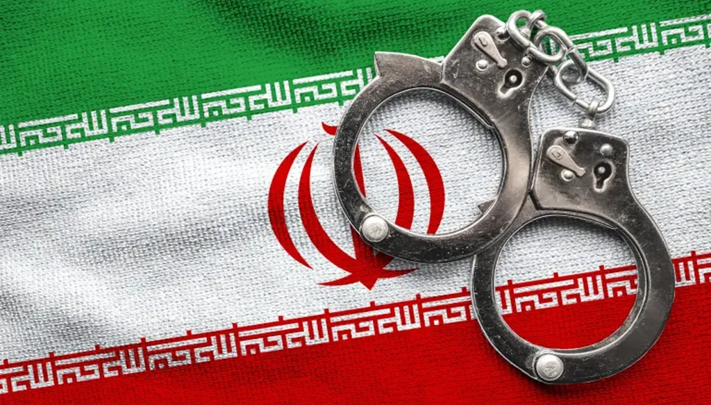 "يحمل الجنسية السويدية"... إيران تحاكم مواطناً بتهمة التجسس لصالح إسرائيل