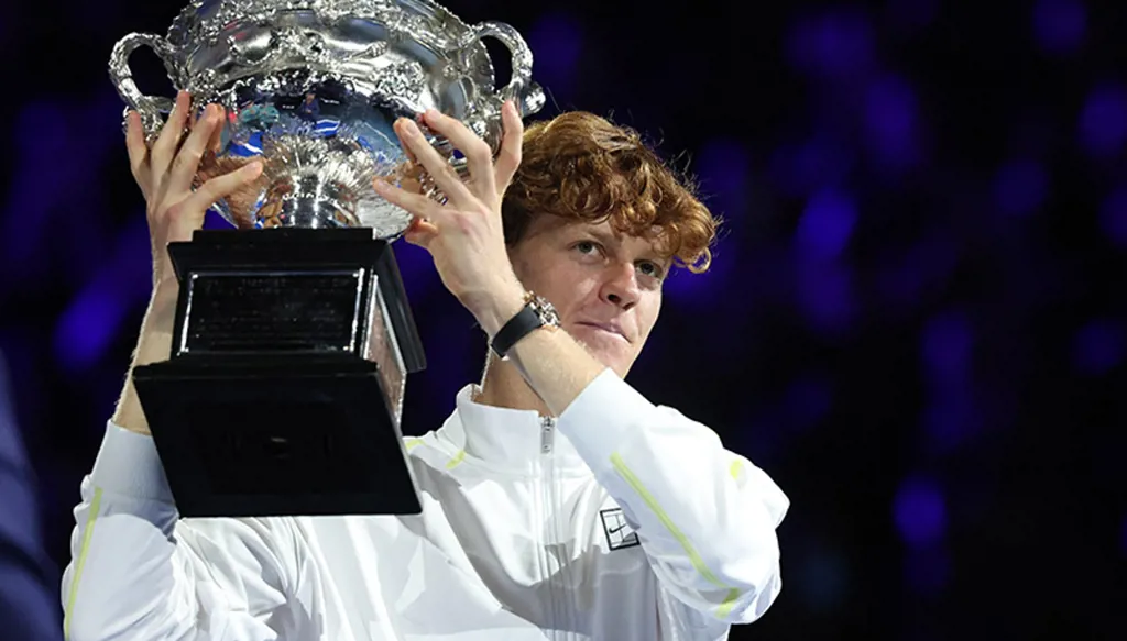 إيقاف يانيك سينر ثلاثة أشهر