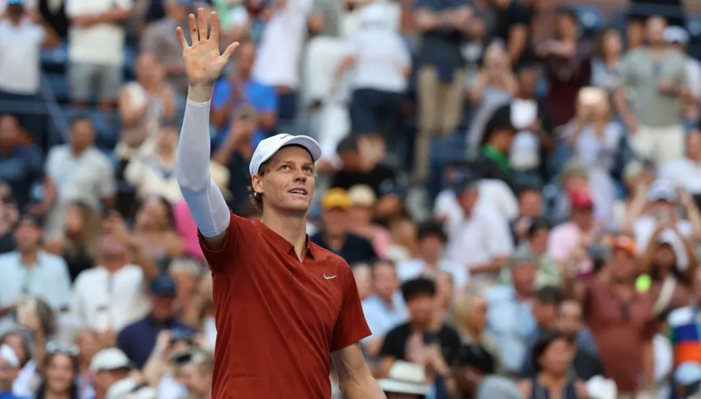 سينر وشفيونتيك إلى ثمن نهائي أميركا المفتوحة وزفيريف أبرز المودعين