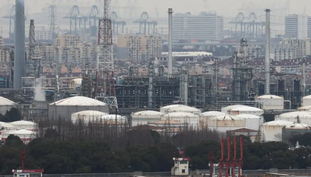 الصين أقل تأثراً بأزمات الطاقة من غيرها... مرونة محسوبة؟