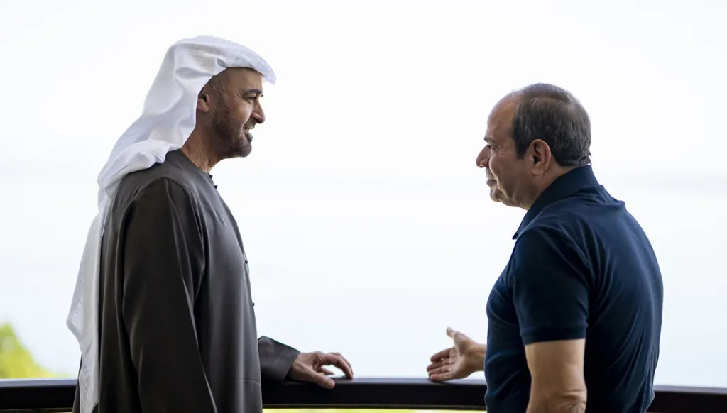 العلاقات وتطوّرات المنطقة بين السيسي وبن زايد