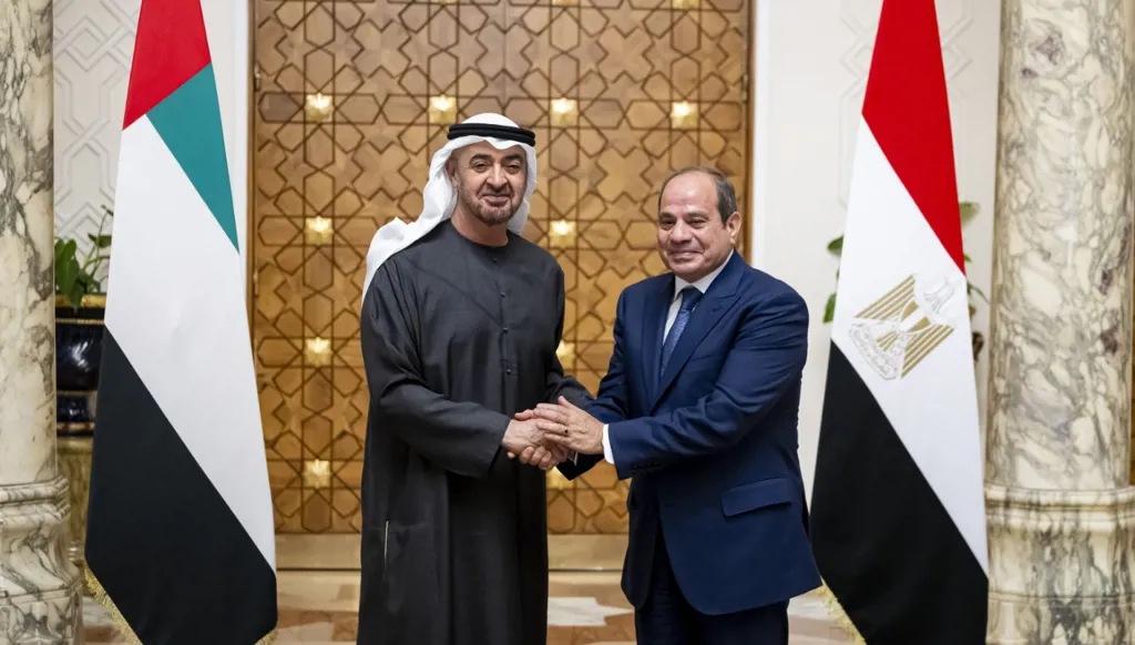 بن زايد والسيسي: الاستقرار ركيزة رئيسة لتحقيق التنمية لشعوب المنطقة