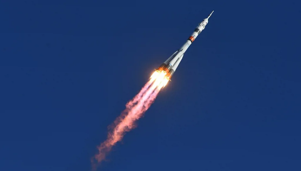 إعلام إيراني: إطلاق أقمار اصطناعية إيرانية الى الفضاء من روسيا ‏