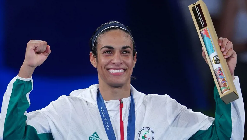 بعد الإساءة العلنية... إيمان خليف تنتزع الاعتذار من رأس الهرم
