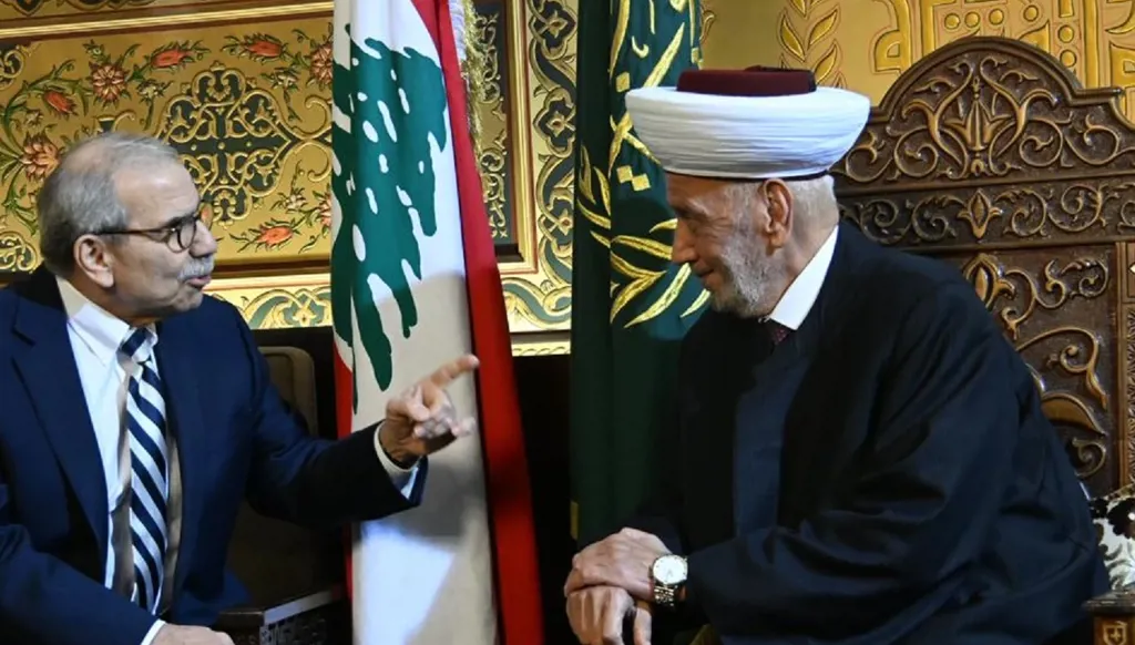 نواف سلام: لا تهاون في أي قرار تتخذه الحكومة ولن نسمح بالافتراء أو بالتضليل على مسارنا البنّاء