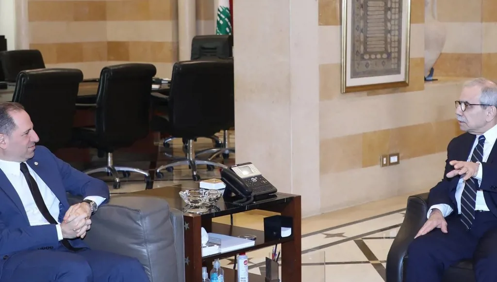 الانتخابات النيابية بين سلام والجميّل... "هناك حاجة وضرورة لتحمّل الحكومة مسؤوليتها"