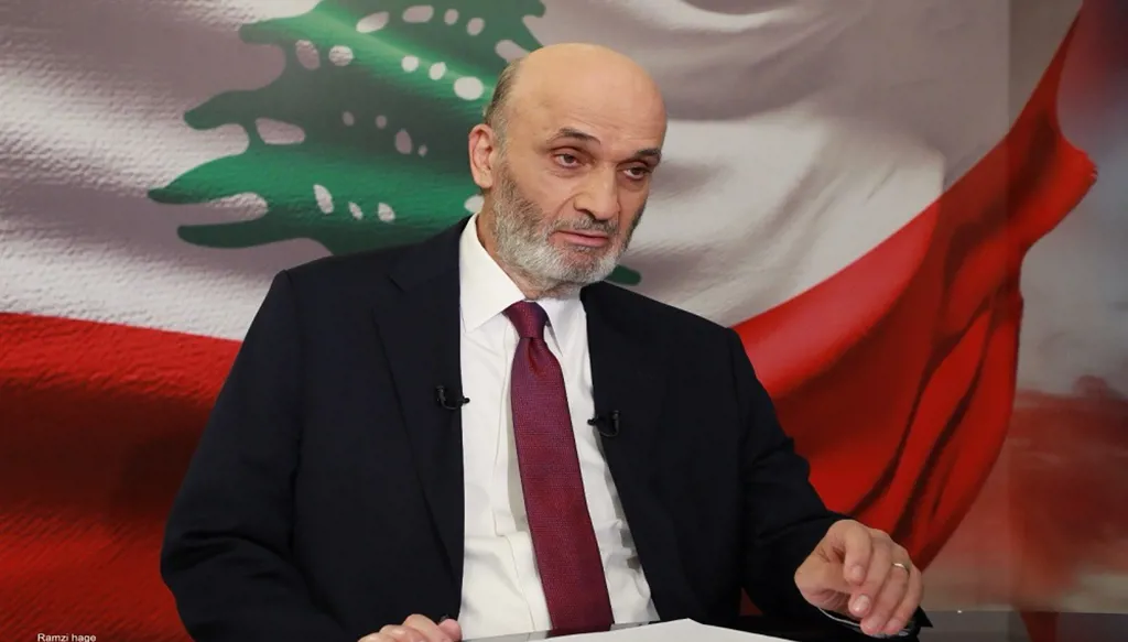 جعجع يتّهم الرؤساء الثلاثة "بالتواطؤ": بوادر "الترويكا" لا تبشّر بالخير