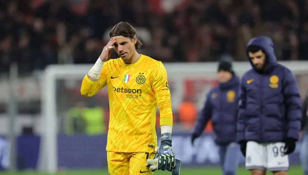 إنتر يخسر خدمات حارسه سومر للإصابة