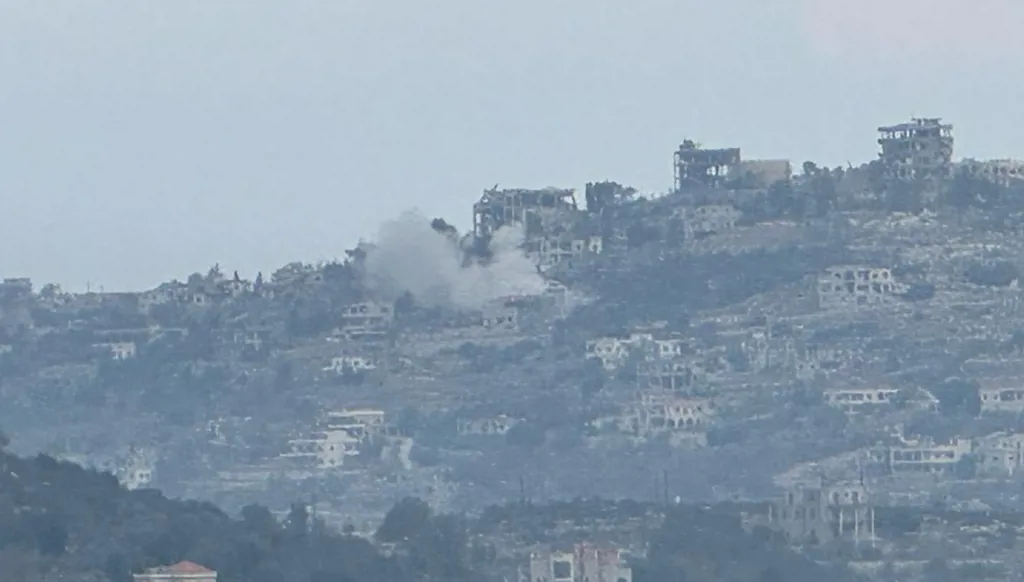 خروقات إسرائيل تتواصل جنوبي لبنان... توغّل ونسف منازل!