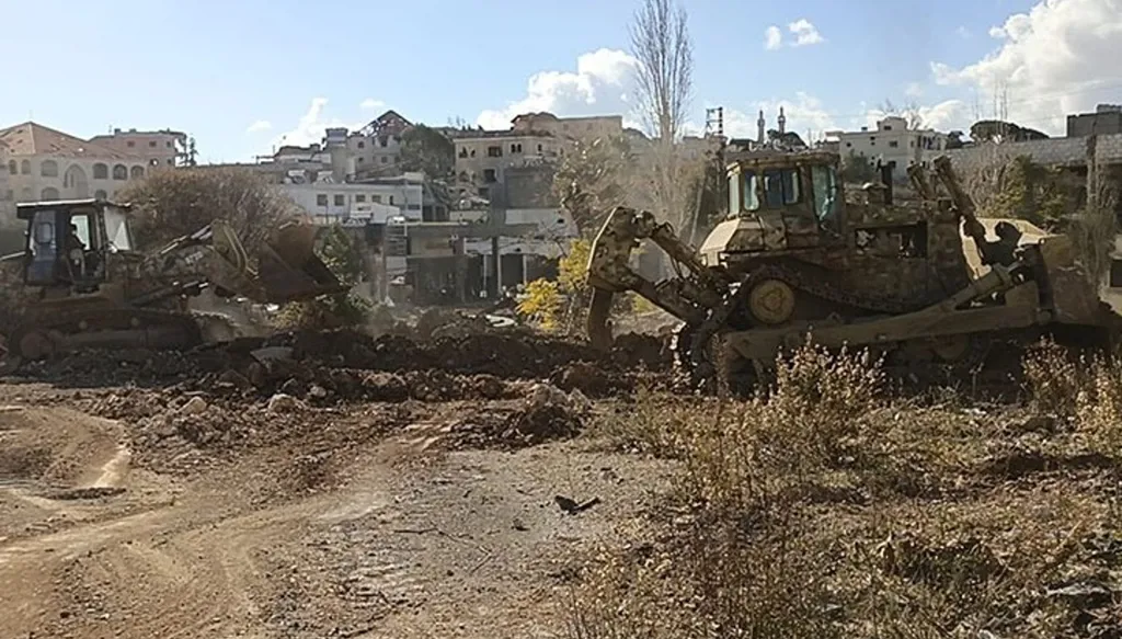 الجيش اللبناني يفتح طريق الخيام - مرجعيون الرئيسي (صور وفيديو)