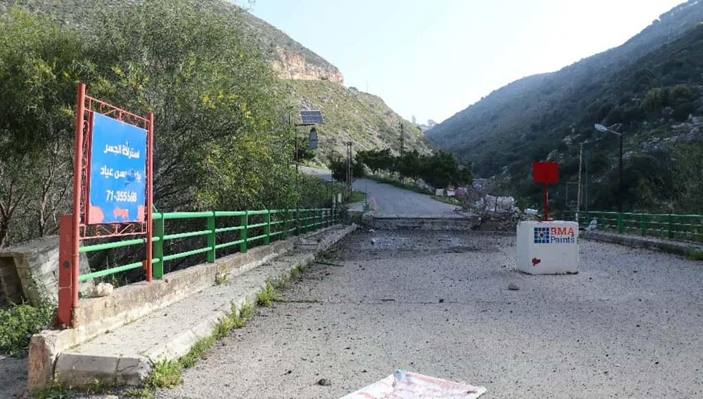 ماذا تعني خطة تدمير الجسور التي بدأتها إسرائيل؟