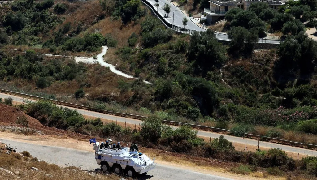 إعلام عبري: إسرائيل ترفض الاقتراح الفرنسي بشأن جنوب لبنان