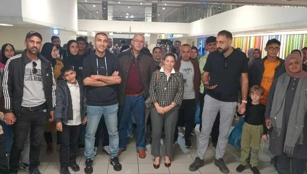 ‏ بعد رفض دخولهم... السماح بدخول 130 فلسطينياً الى ‏جنوب أفريقيا