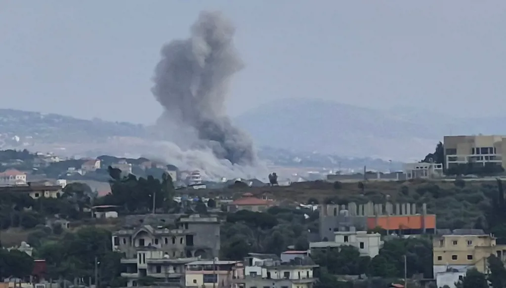 غارة على جنوب لبنان. (أ ف ب)
