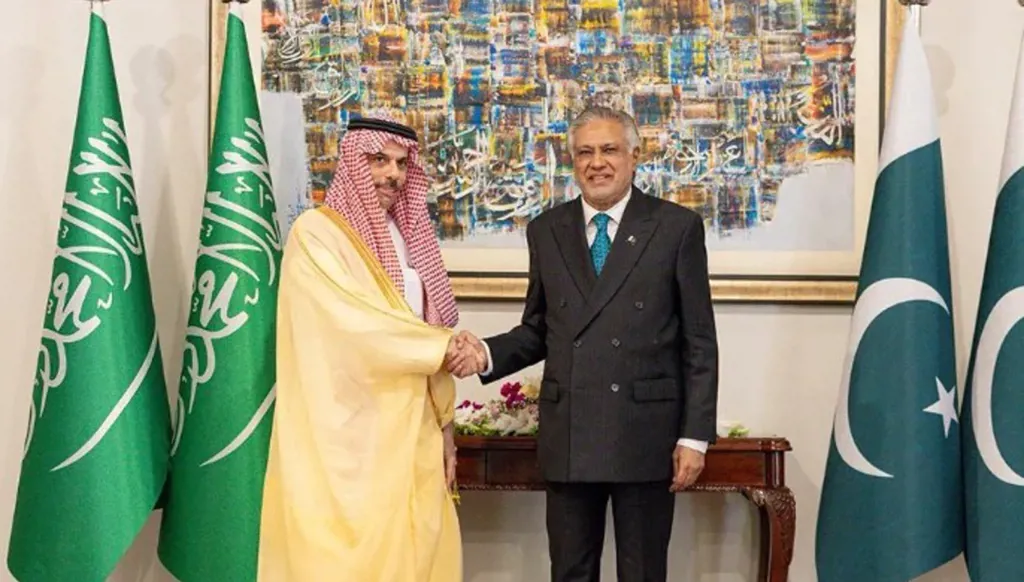 Saudi and Pakistani foreign ministers review fallout from US-Iran talks in Islamabad