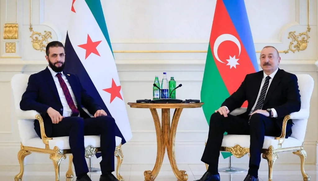 الشرع يلتقي علييف في أذربيجان... ودمشق توقع اتفاقاً لتوريد الغاز الطبيعي (صور)