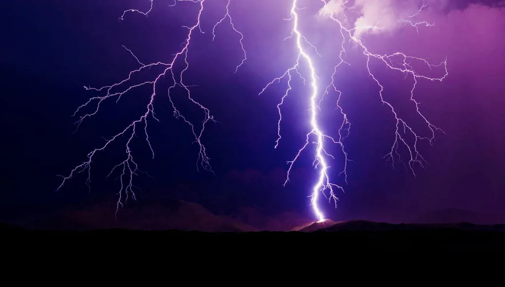 ضربتهم الصواعق... 3 قتلى وجريحة في مصر بسبب سوء الأحوال ‏الجوية