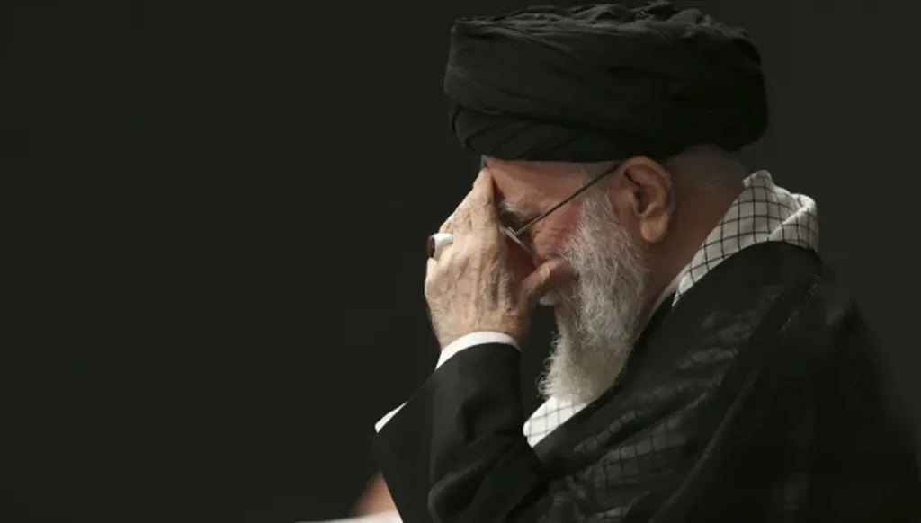 Who are the candidates to succeed Iran’s supreme leader?