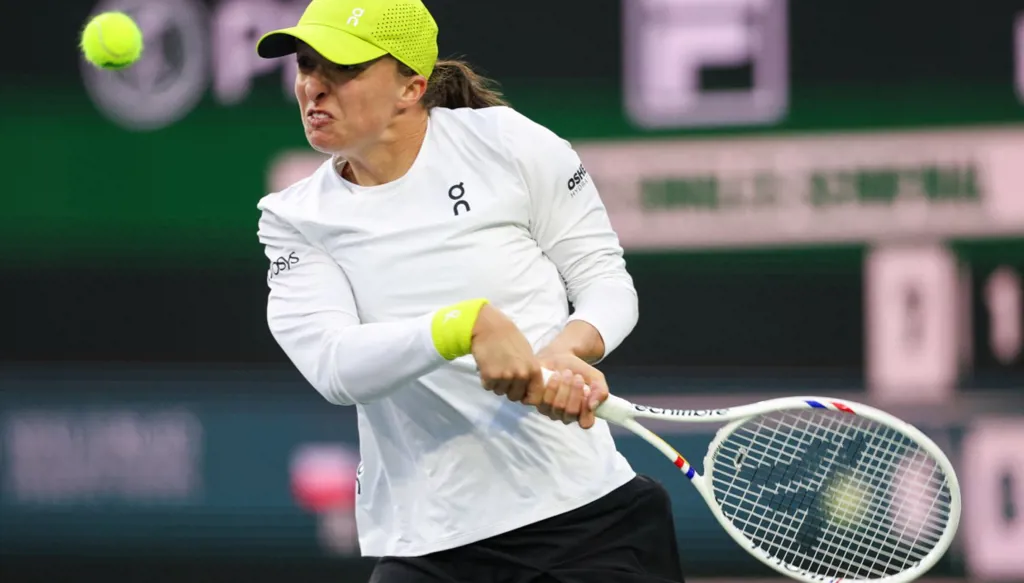 خروج مبكر لميدفيديف وتأهل شفيونتيك في ميامي