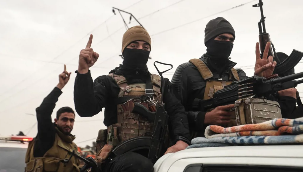 تنفيذ الاتّفاق يتواصل... القوّات السورية تستعد لدخول القامشلي