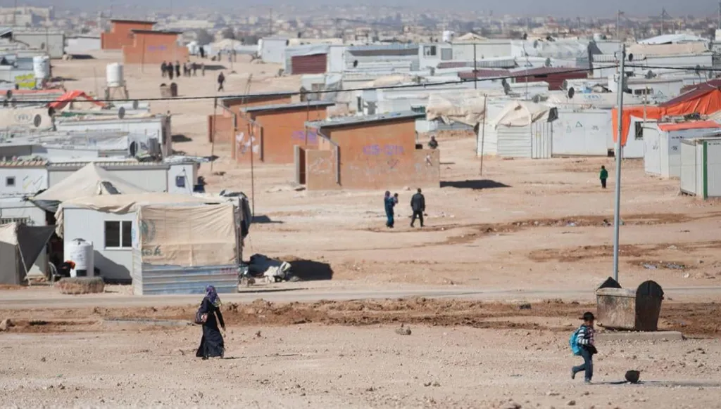 كم بلغ عدد السوريين العائدين من الأردن منذ سقوط الأسد؟