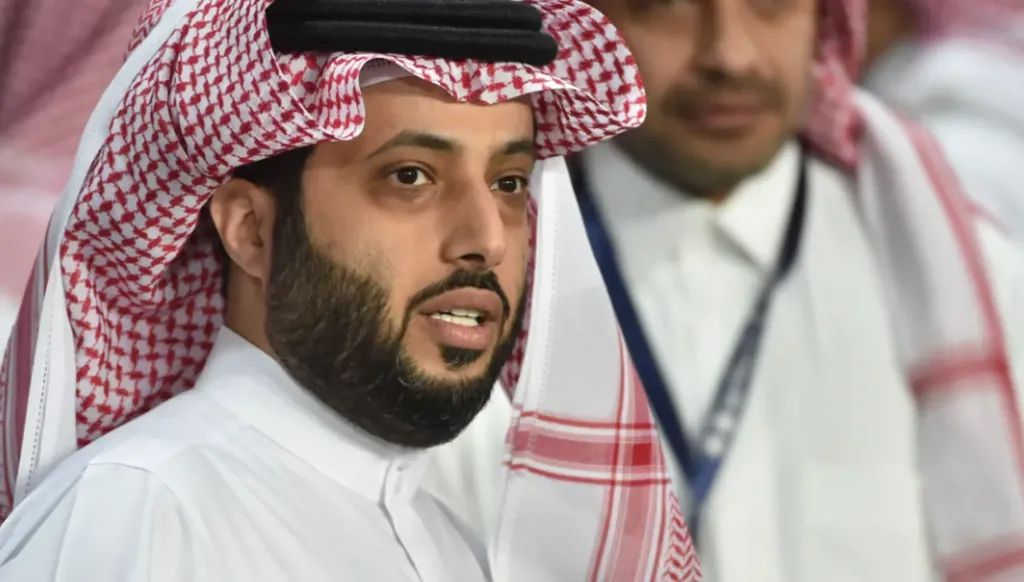 تركي آل الشيخ يشعل الجدل بين جماهير الأهلي والزمالك بمنشور غامض