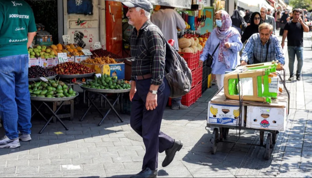 إيران تعلّق رسوماً على سفن نقل منتجات الطاقة