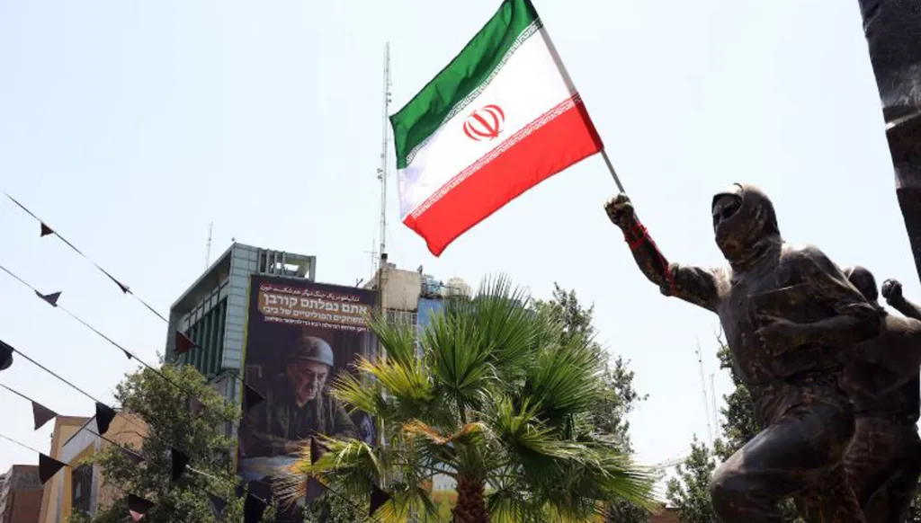 رسائل إيرانية متضاربة بشأن الصواريخ الباليستية وسط تزايد مخاوف إسرائيل