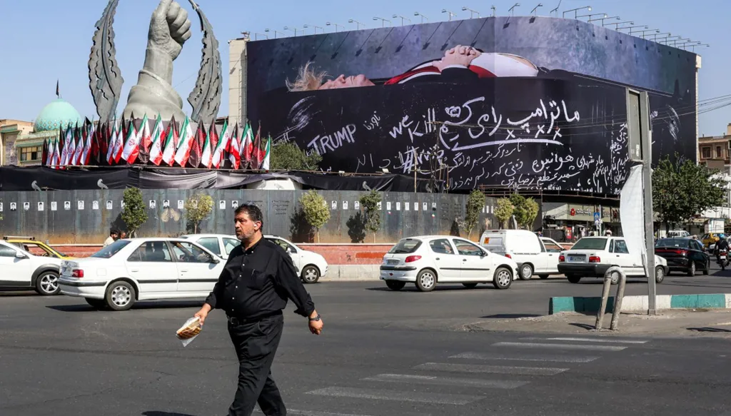ضربات متبادلة بين طهران وواشنطن...  ترامب: سيهزمون قريباً جدّاً