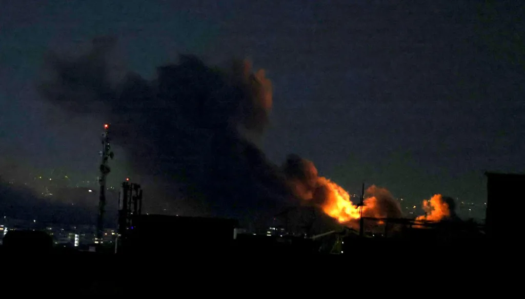 إيران... مجمّع خنداب للماء الثقيل خارج الخدمة