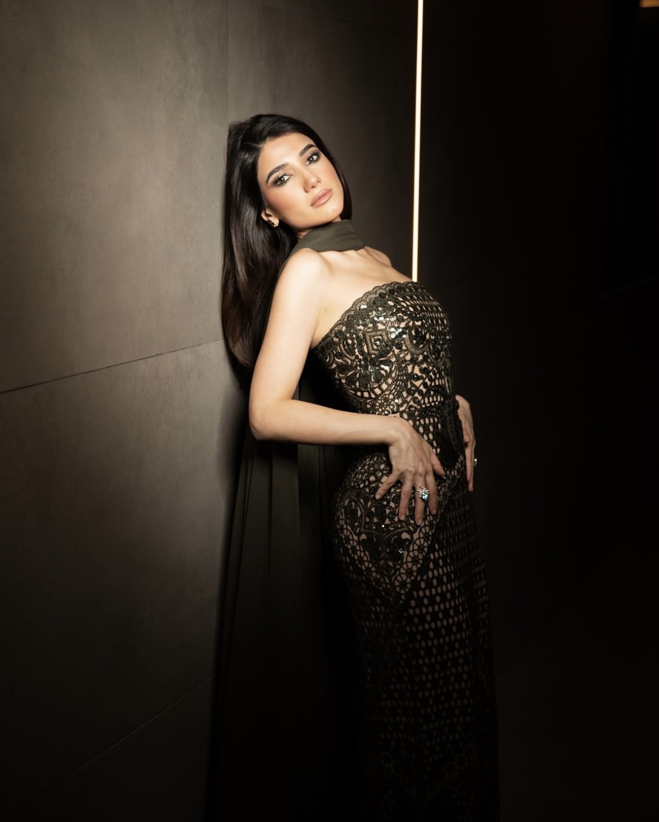 نارين والشعر الطويل المنسدل