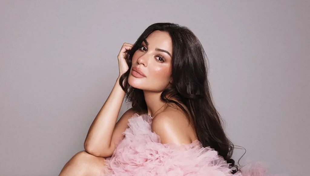 تتوريال مكياج بأسلوب نادين نسيب نجيم لبشرة متألّقة (صور وفيديو)