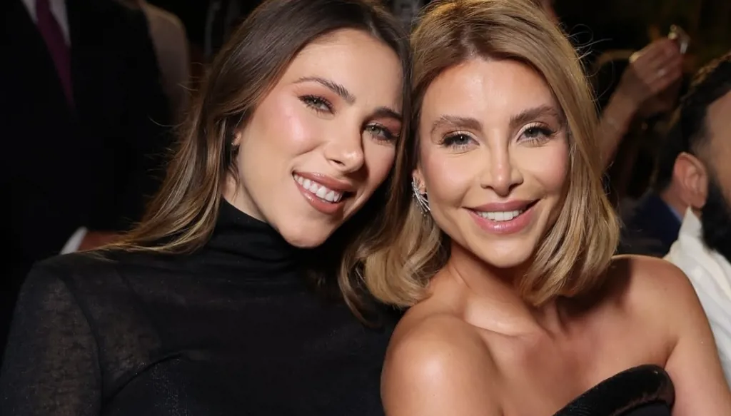 دانييلا رحمة ونور علي بموضة المونوكروم الأسود في احتفاليّة صادق الصبّاح