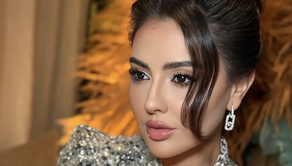 مريم حسين بتصميم ريم الجسمي في سحور رمضان (صور وفيديو)