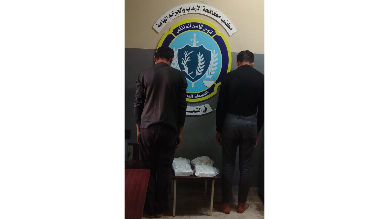 صورة للموقوفين (قوى الأمن).