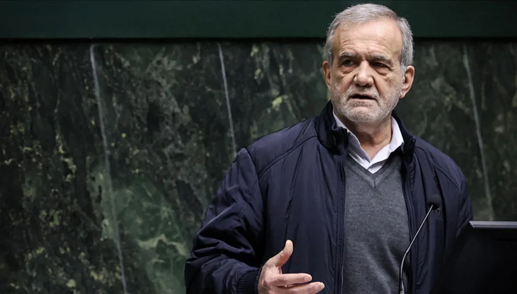 الرئيس الإيراني: بعض الدول بدأت جهوداً للوساطة